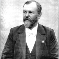 Heinrich Dietel zwany był królem wełny.